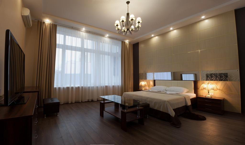 גומל Hotel Tsentralnaya חדר תמונה