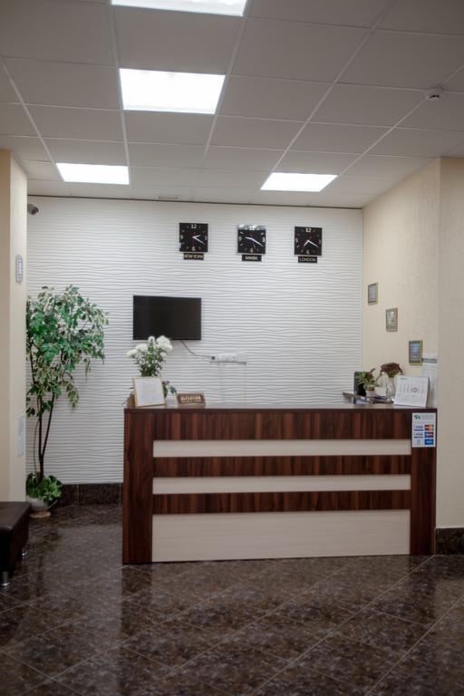 גומל Hotel Tsentralnaya מראה חיצוני תמונה