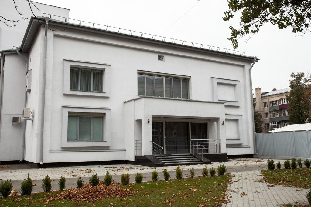 גומל Hotel Tsentralnaya מראה חיצוני תמונה