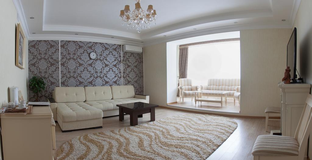 גומל Hotel Tsentralnaya מראה חיצוני תמונה